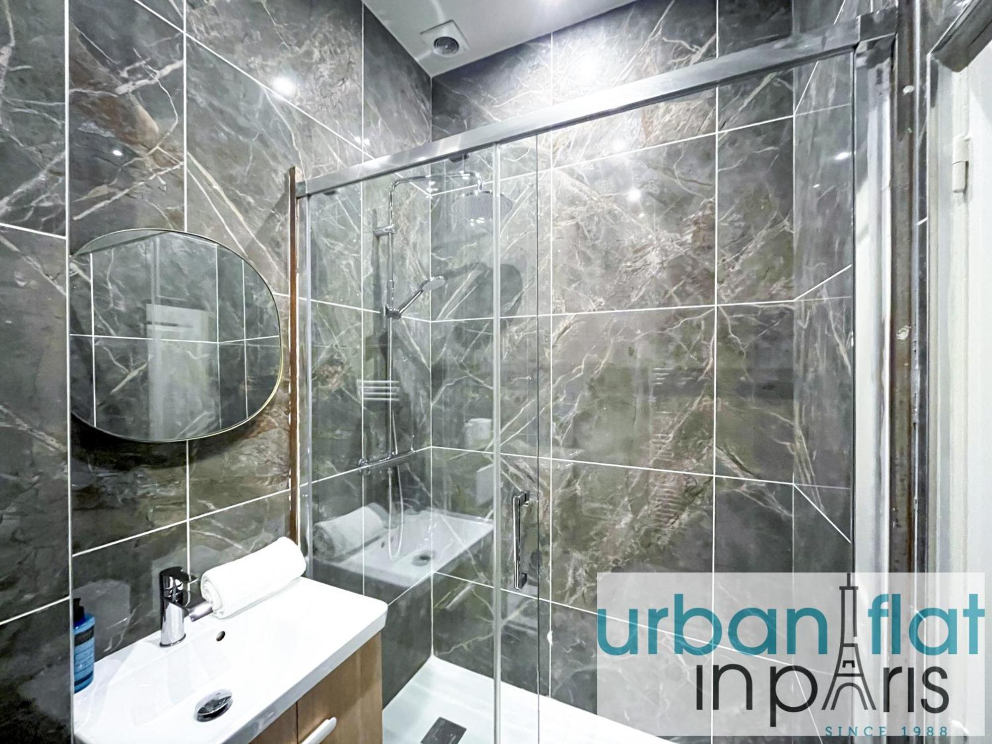 Urban Flat 63 - Beautiful 3 Bedroom Flat Champs-Elysees Paris Exterior foto